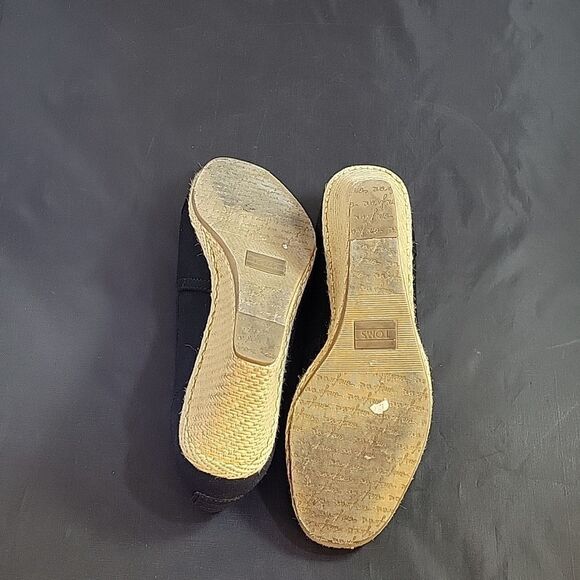 TOMS CLASSIC CANVAS WEDGE SANDAL - Picture 13 of 16